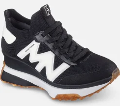 SKECHERS Mark Nason: Upper Cut Neo Wedge - Juni BLK Hot