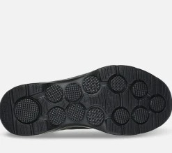 SKECHERS Wide Fit: GO WALK 7 - Clear Path BBK Hot